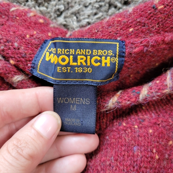𝅺WOOLRICH Vintage Wool Red Long Sleeve Sweater Woman's Size Medium - Picture 3 of 6